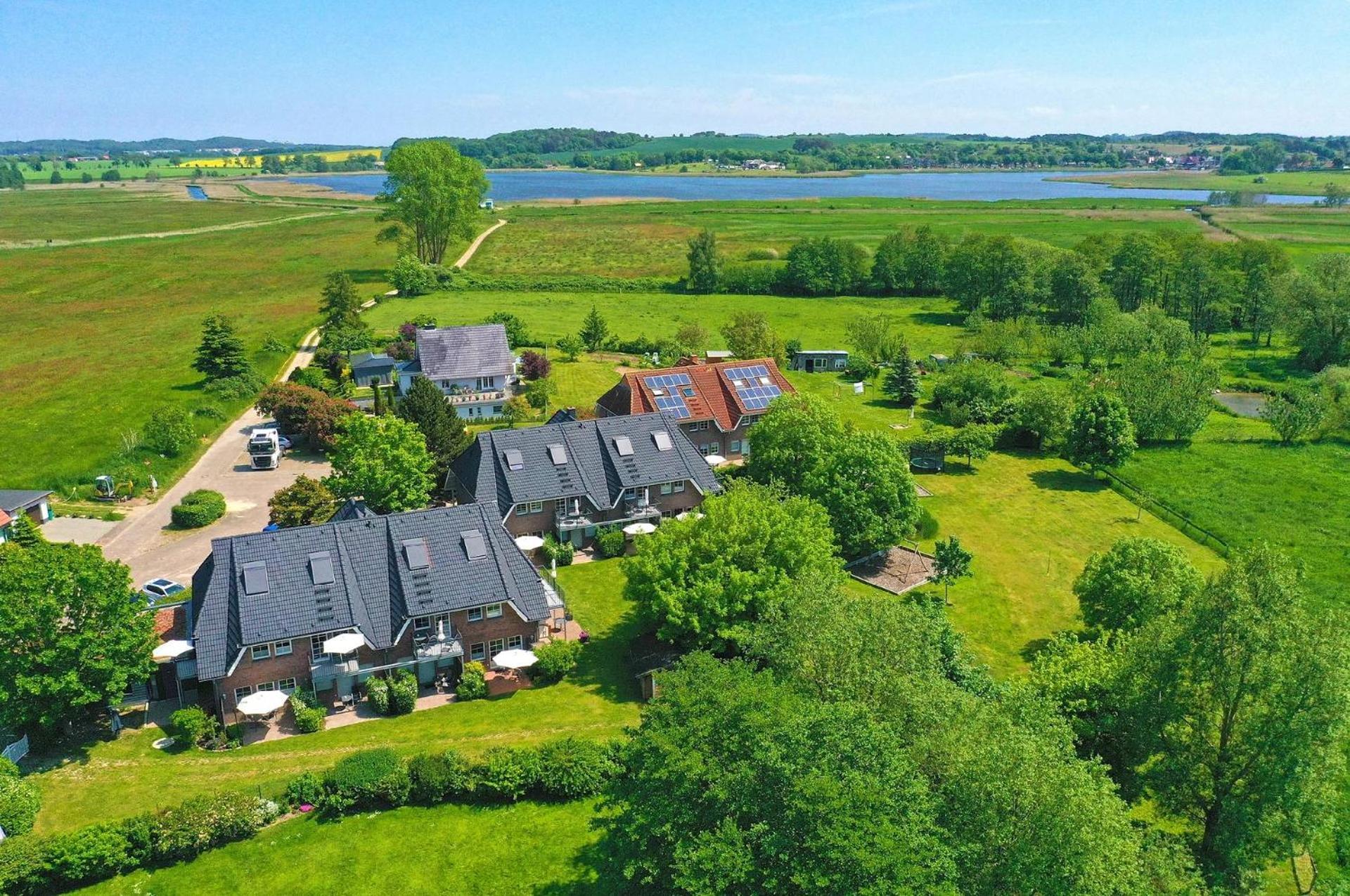 Idyllische 2-Zimmer Ferienwohnung Mitten In Der Natur Lancken-Granitz Luaran gambar